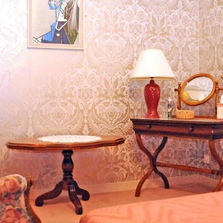 1 Bedroom House 20Min Walk To Centre In Tournus Esterno foto