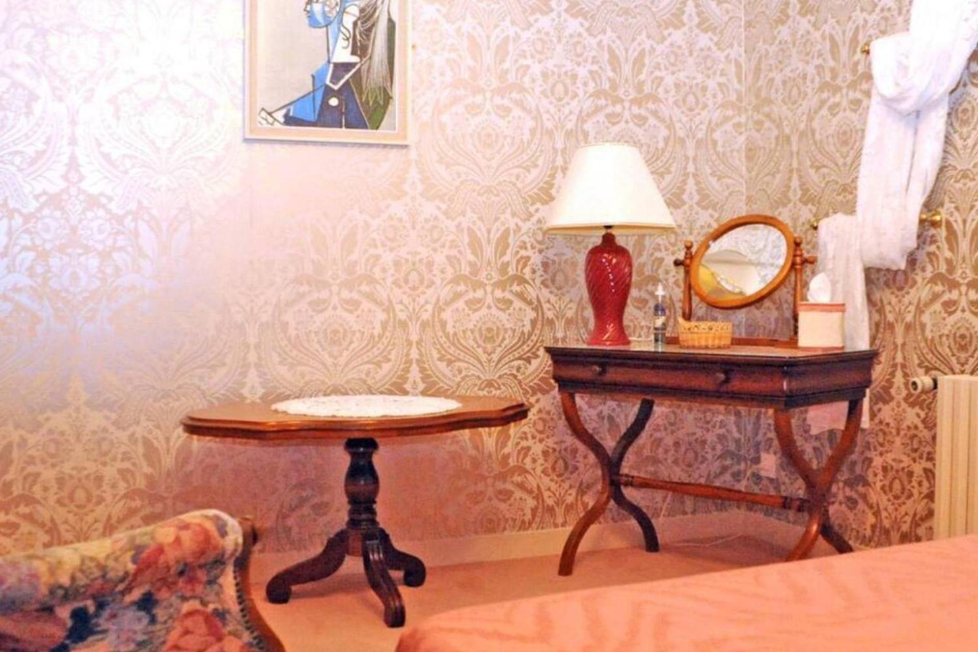 1 Bedroom House 20Min Walk To Centre In Tournus Esterno foto